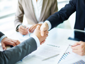 handshake-close-up-of-executives (1)