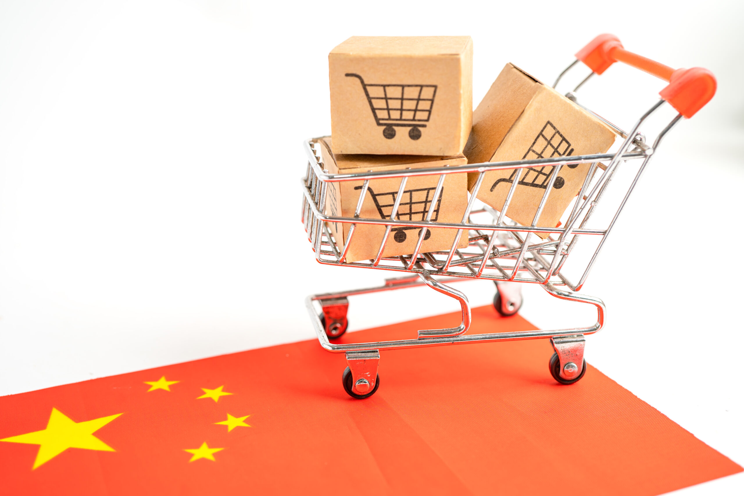 Box with shopping cart logo and China flag, Import Export Shoppi