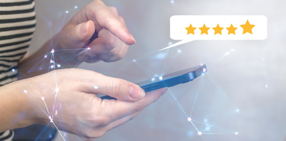 giving-the-best-score-point-to-review-the-service-woman-customer-hand-pressing-on-smartphone-screen-networking-business-concept-background-photo