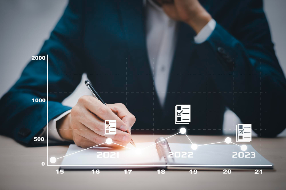 businessman-using-pen-write-folder-of-document-management-system-online-documentation-database-and-process-automation-to-efficiently-manage-files-work-knowledge-corporate-business-technology2022